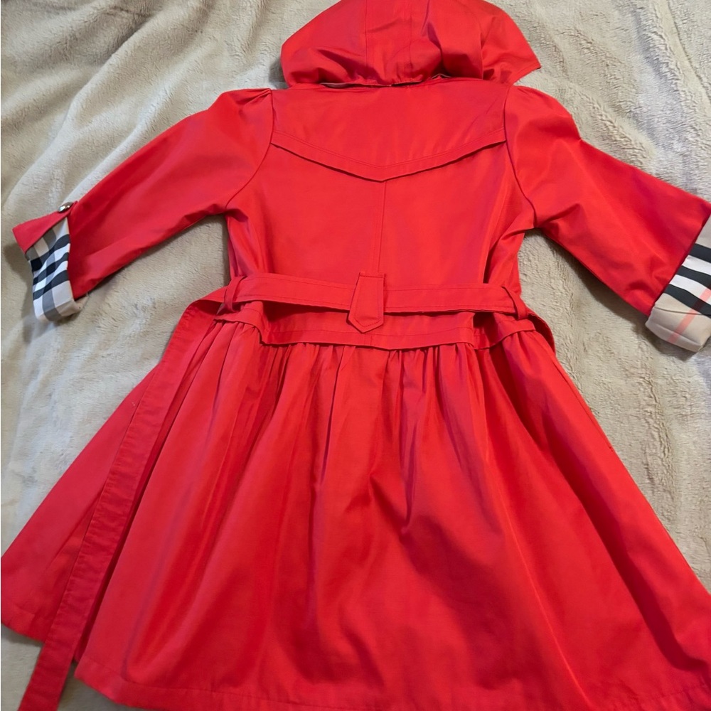 Red Novacheck trench coat with pleats and removable hood 6X - Picture 7 of 7